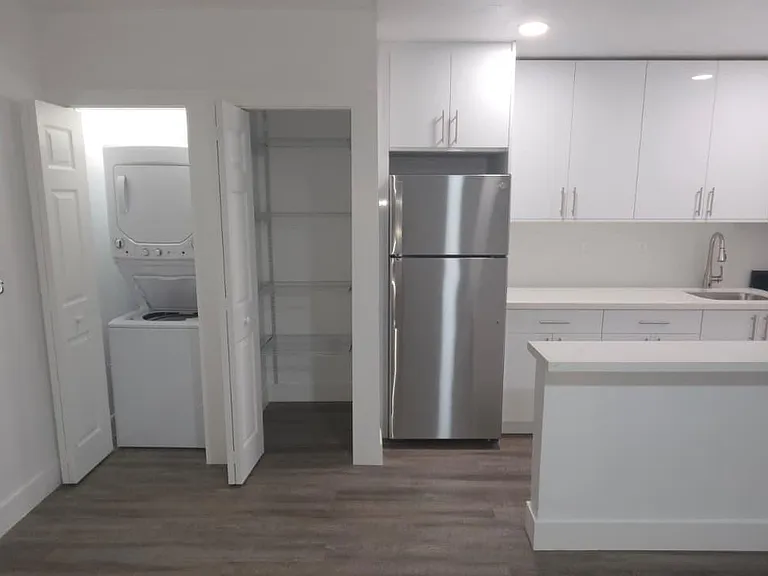 7901 SW 64th Ave #4 — Photo 9
