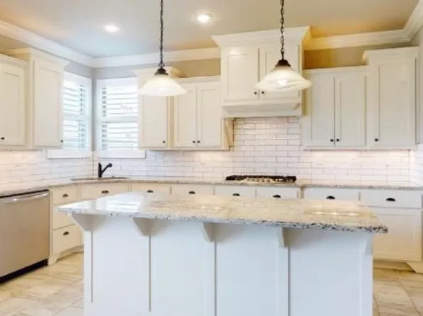 5600 W Canopy Meadows Dr, Rogers, AR 72758