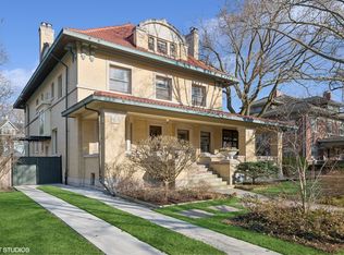 1117 Forest Ave, Evanston, IL 60202