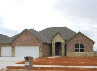 4717 Monarchos Dr, Edmond, OK 73025