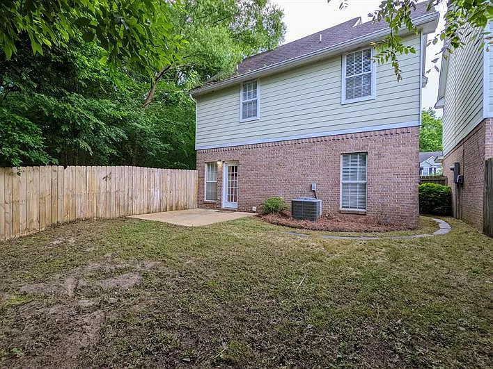 137 Greystone Blvd — Photo 7