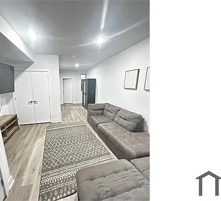 2105 N Fairhill St — Photo 7