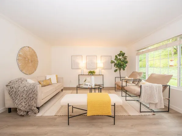 4341 Dowitcher Way, Oceanside, CA 92057