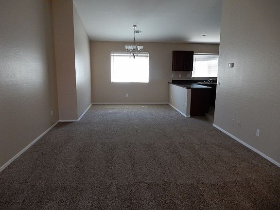 5th image of 1271 E Kelsi Ave