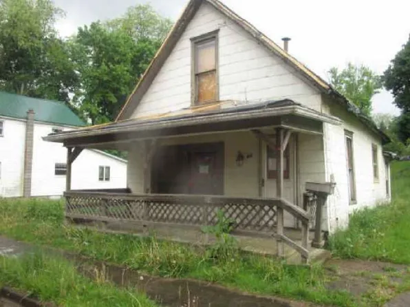 34 N 2nd St, Greenville, PA 16125