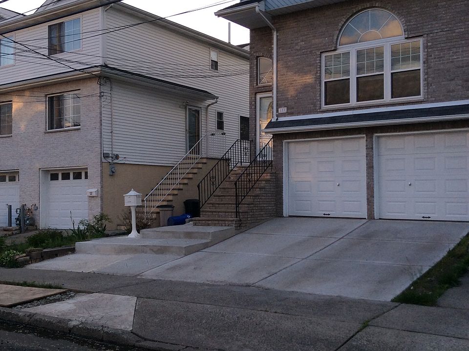 1st image of 133 Grimsby St