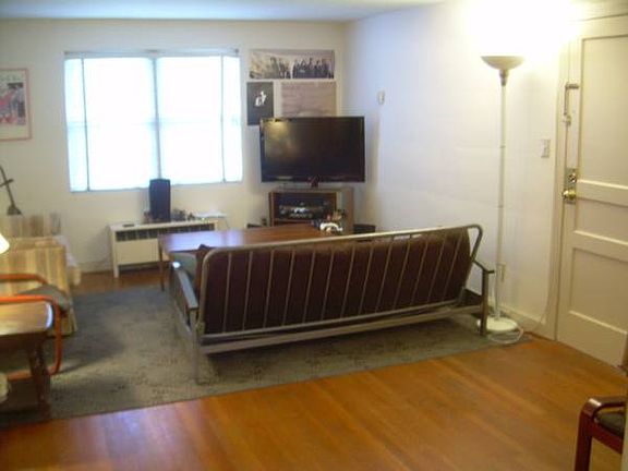 2nd image of 712 Cornell St APT 7