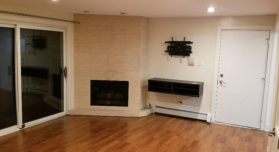 1st image of 11122 S 84th Ave APT 3A