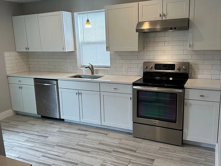Hickory Duplex — Photo 1