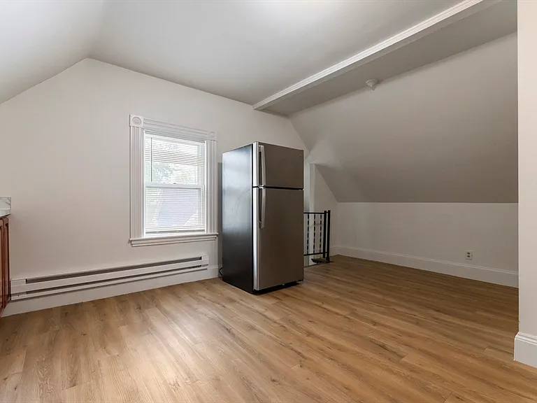 247 Park St #3 — Photo 10