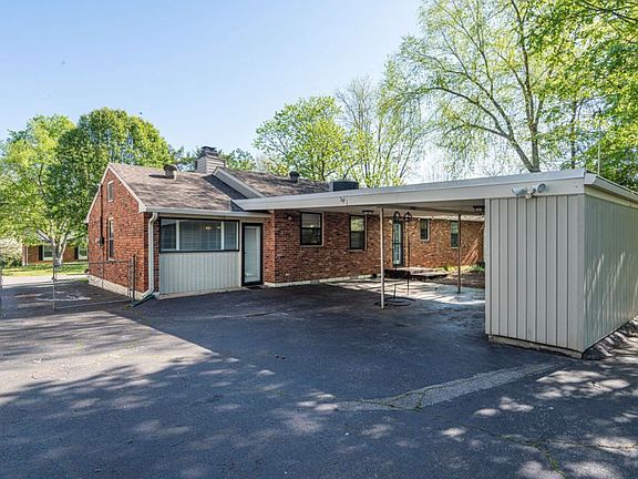 2nd image of 309 Gaywood Dr #1