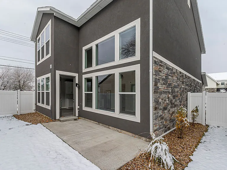 712 E Zekes Ct — Photo 27