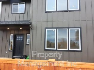 61379 Brosterhous Rd #2, Bend, OR 97702