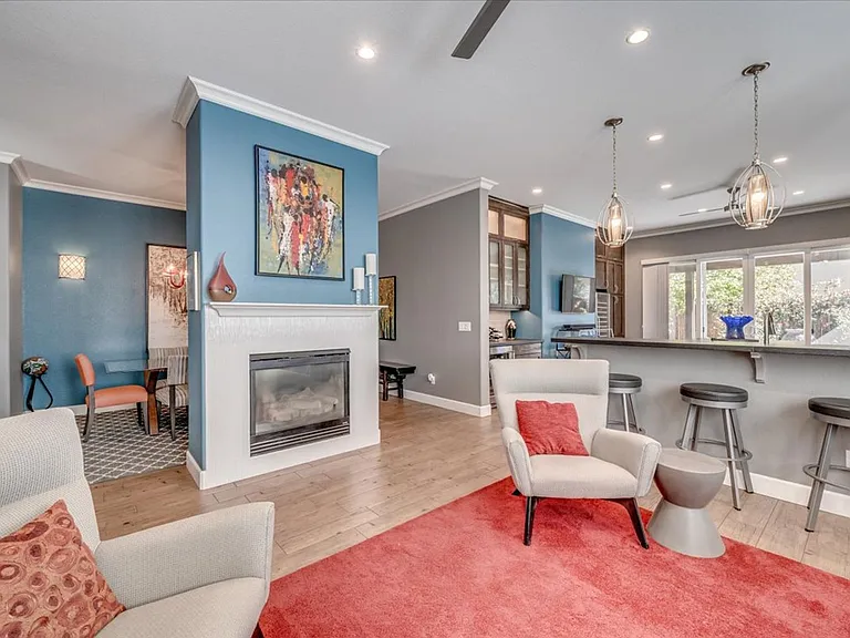 10562 Thistle Berry Ct — Photo 16