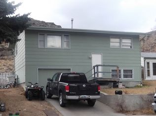 1320 Mountain View Blvd, Rawlins, WY 82301