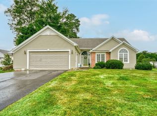 115 Albury Dr, Rochester, NY 14626