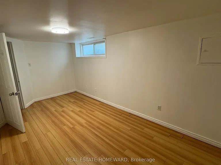 30 Marchington Cir #BASEMENT — Photo 13