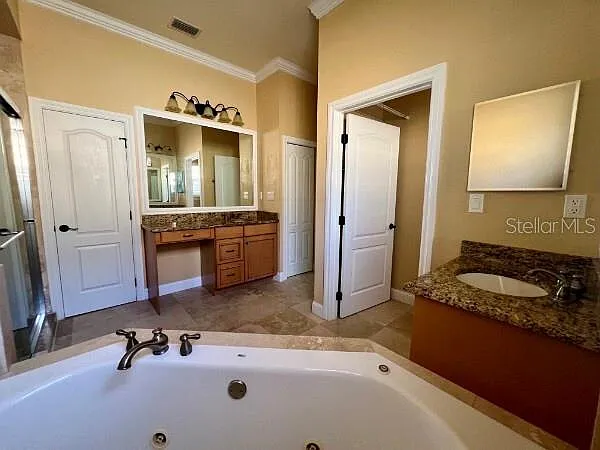 8913 SW 74th Ave — Photo 14