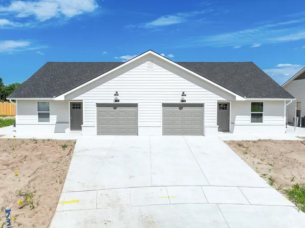 732 W 50th St S, Wichita, KS 67217