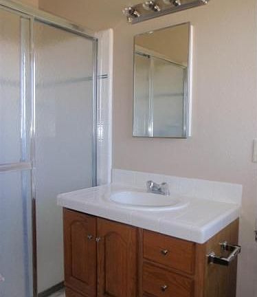 4th image of 842 Bel Air Ct