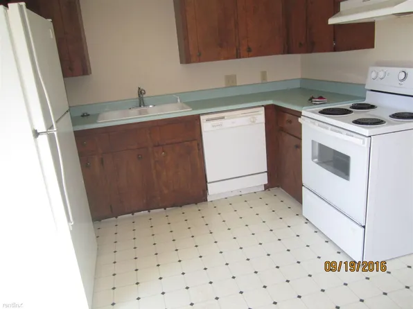 3209 Coach Ln SE, Kentwood, MI 49512