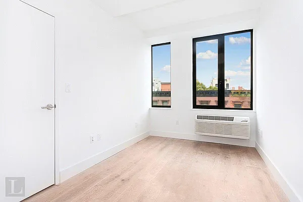 Rented by Living New York | media 32