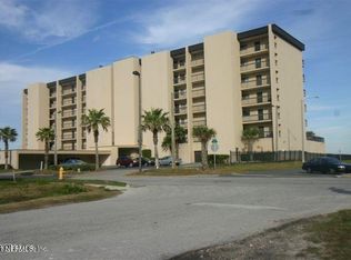 601 1st St S APT 7D, Jacksonville Beach, FL 32250