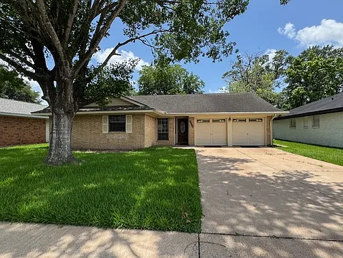 4812 Honeysuckle Ln Photo 1