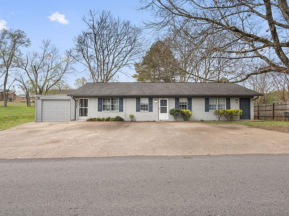 5th image of 2609 Campbell Bridge Rd NW