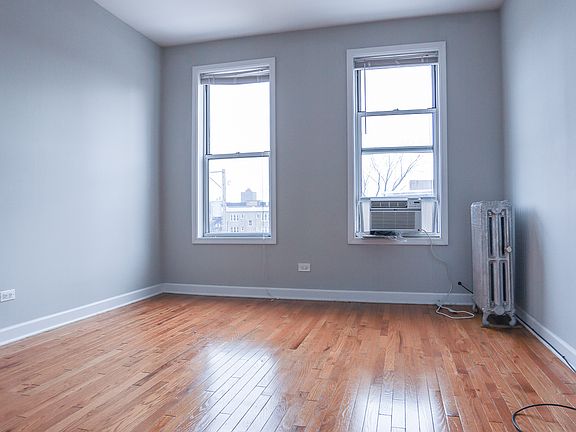 4th image of 5041 N Clark St #3E