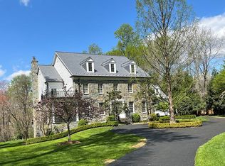 510 Arnon Lake Dr, Great Falls, VA 22066