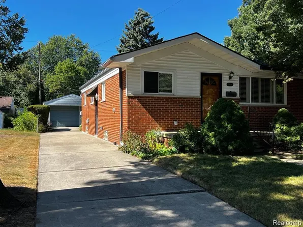 29091 Milton Ave, Madison Heights, MI 48071