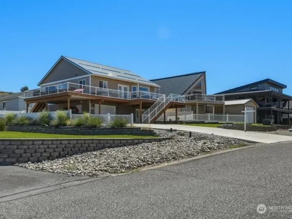 180 E Marine View Place, Orondo, WA 98843