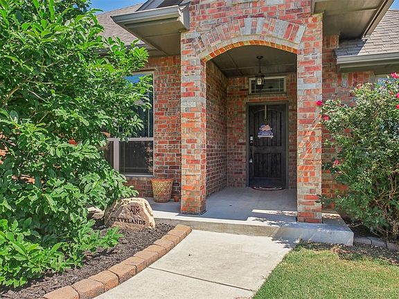 2nd image of 4741 Rosewood Ct