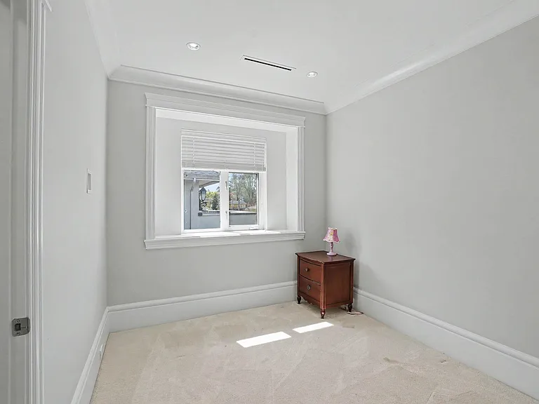 4433 Wallace St — Photo 22