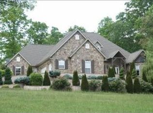 344 Myra Dr, Crossville, TN 38572