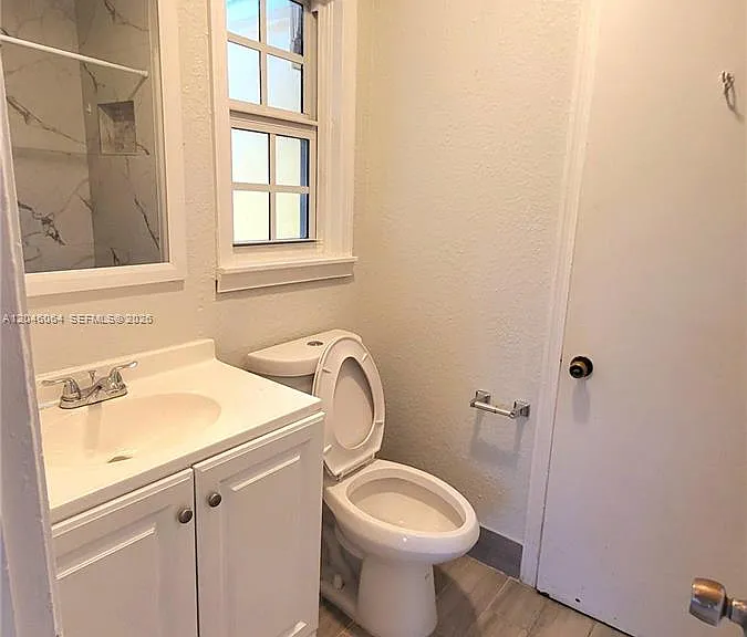 720 NE 5th St #1 — Photo 25