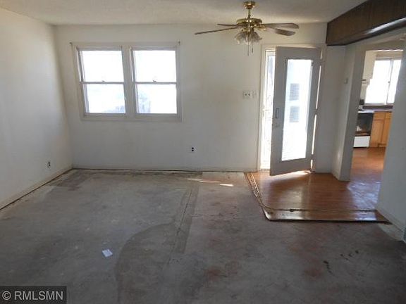 3rd image of 1208 Lincoln Ave