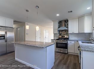 445 Costa Mesa Dr, Toms River, NJ 08757