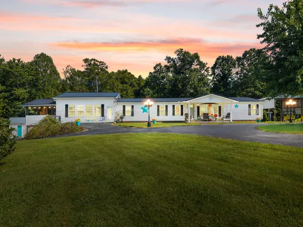 762 Dogwood Ln, West Liberty, KY 41472
