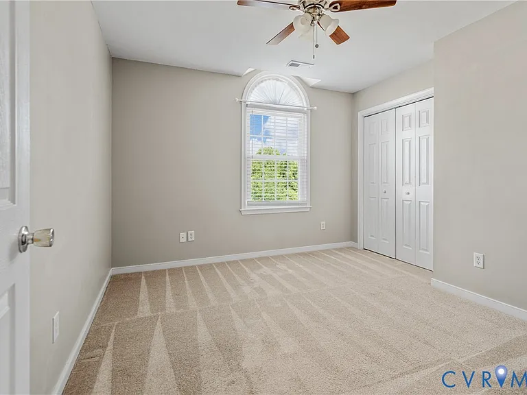 3924 Liberty Point Dr — Photo 40