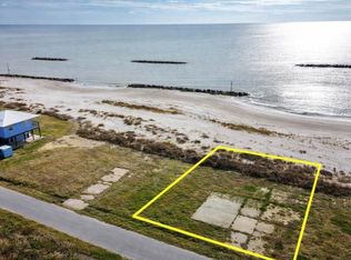 117 Sarasota Ave, Cameron, LA 70631