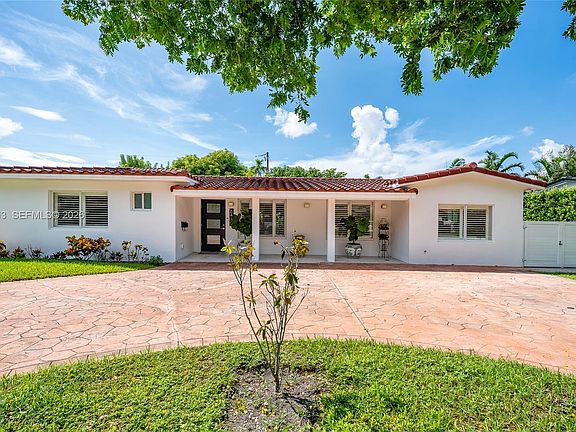 2nd image of 6430 SW 21st St