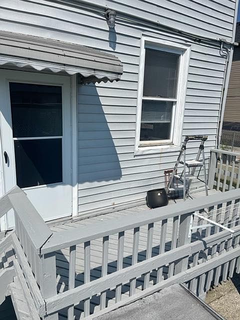 1st image of 217 Sand Ln #2