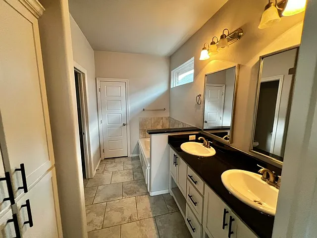 2341 Fallview Dr — Photo 6