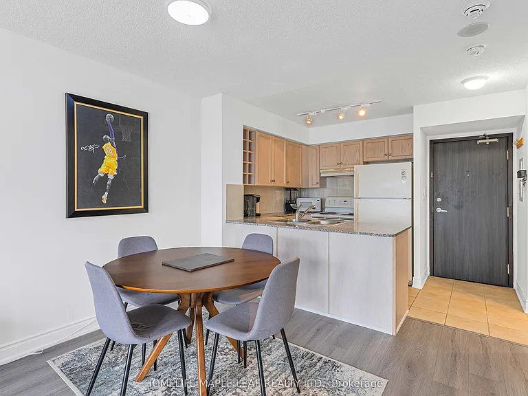 210 Victoria St #3505 — Photo 19