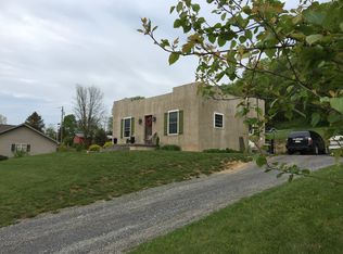 41 Book Dr, Mc Alisterville, PA 17049