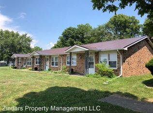 207 Martin Ct APT C, Catlin, IL 61817
