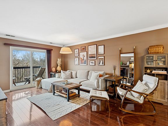 3rd image of 6700 S Brainard Ave APT 225