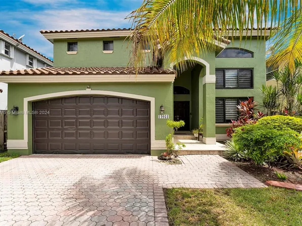 14051 SW 152nd Ter, Miami, FL 33177